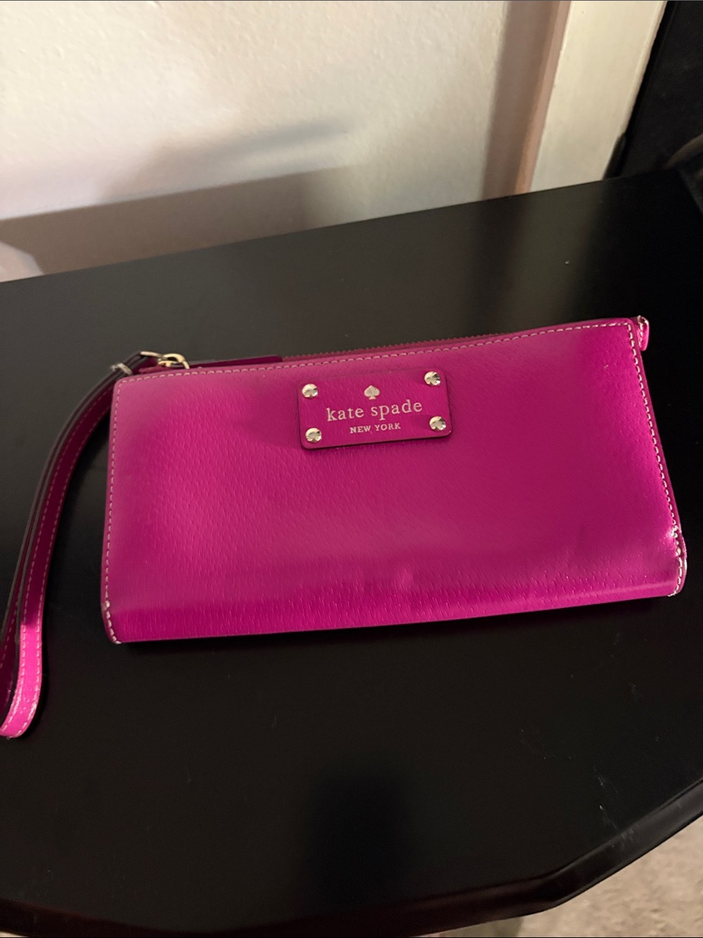 kate spade Bright Fuchsia Patent Wristlet Card Holder